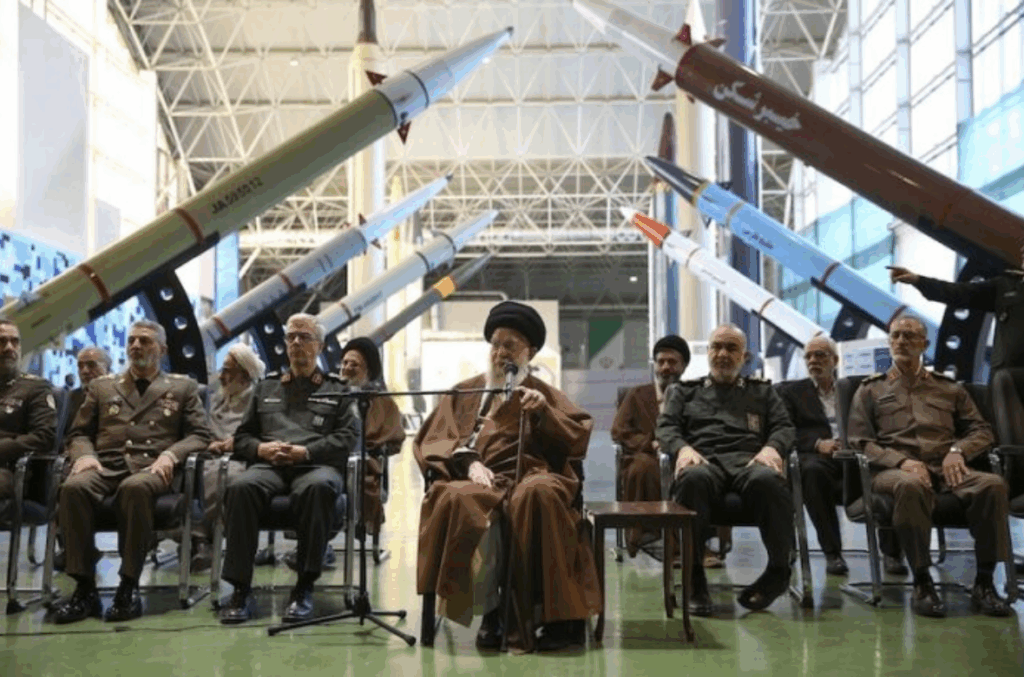 İran, İsrail'in Amerika'nın Gücünü Kullanması Karşısında Siniyor