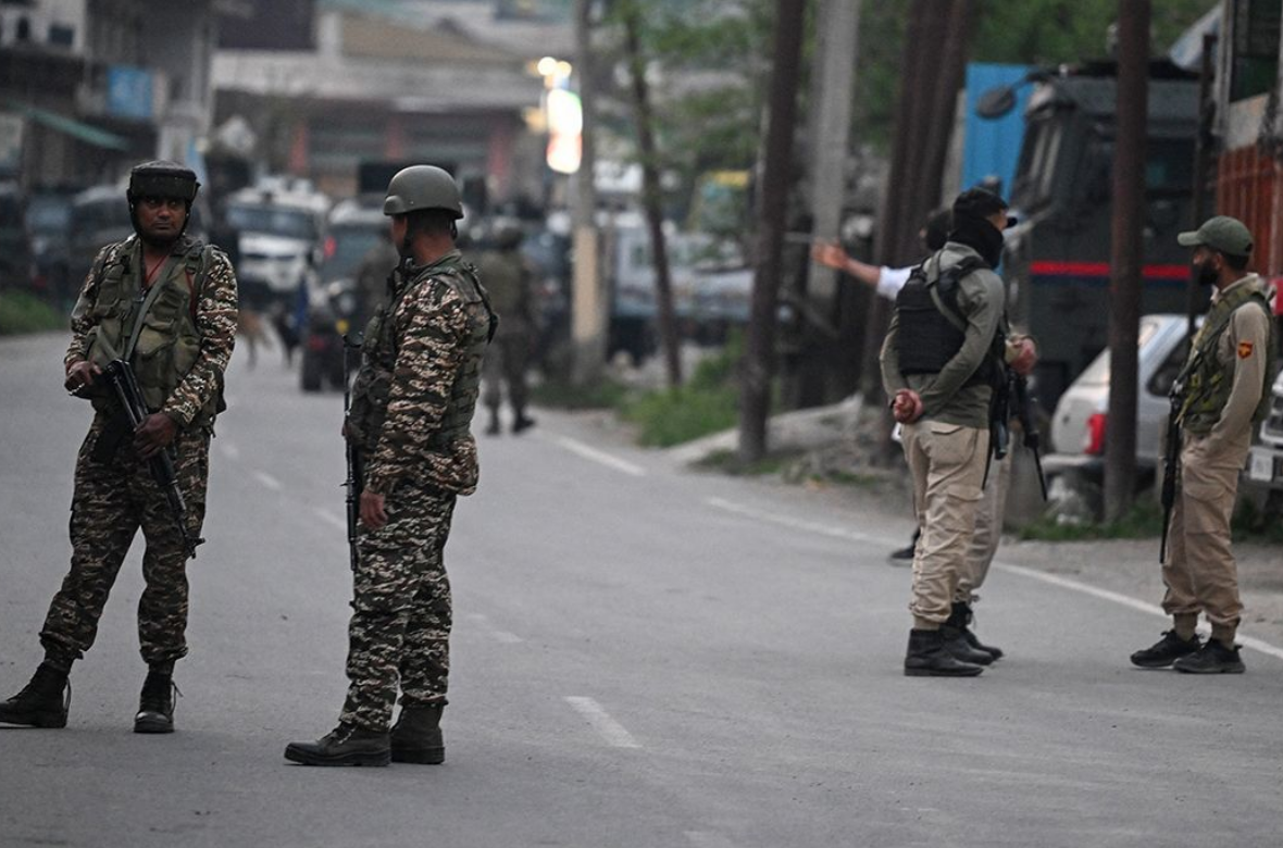 Pakistan'ın Zorluk Üçgeni